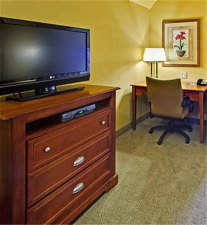 Holiday Inn Express Hotel & Suites Dfw West - Hurst By Ihg Exterior photo